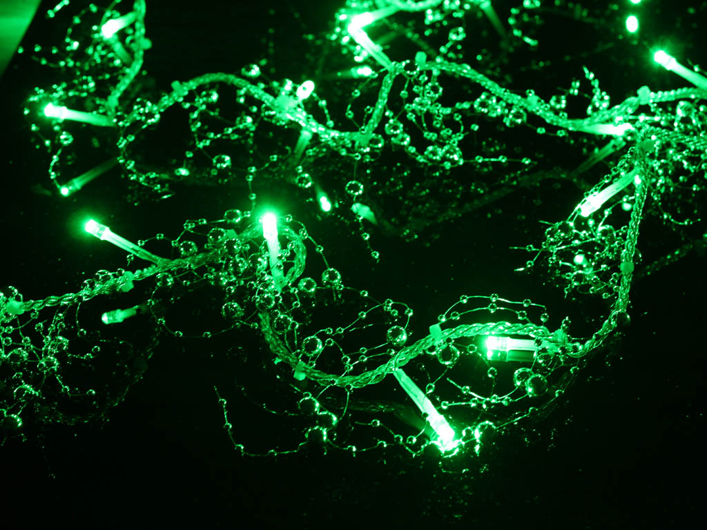 Battery Operated Decorative Green LED String Light with Silver Beads - Pack of 5